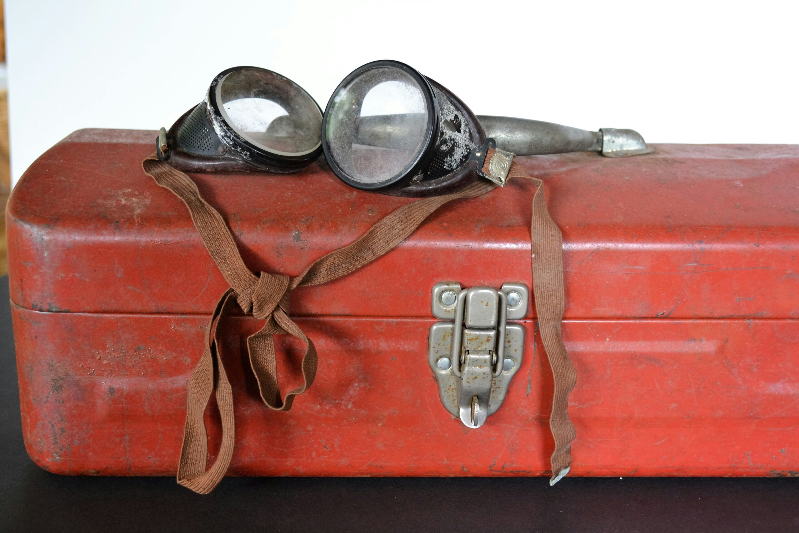 Secure Locking Systems: How to Protect Your Hardshell Suitcases Like a Pro