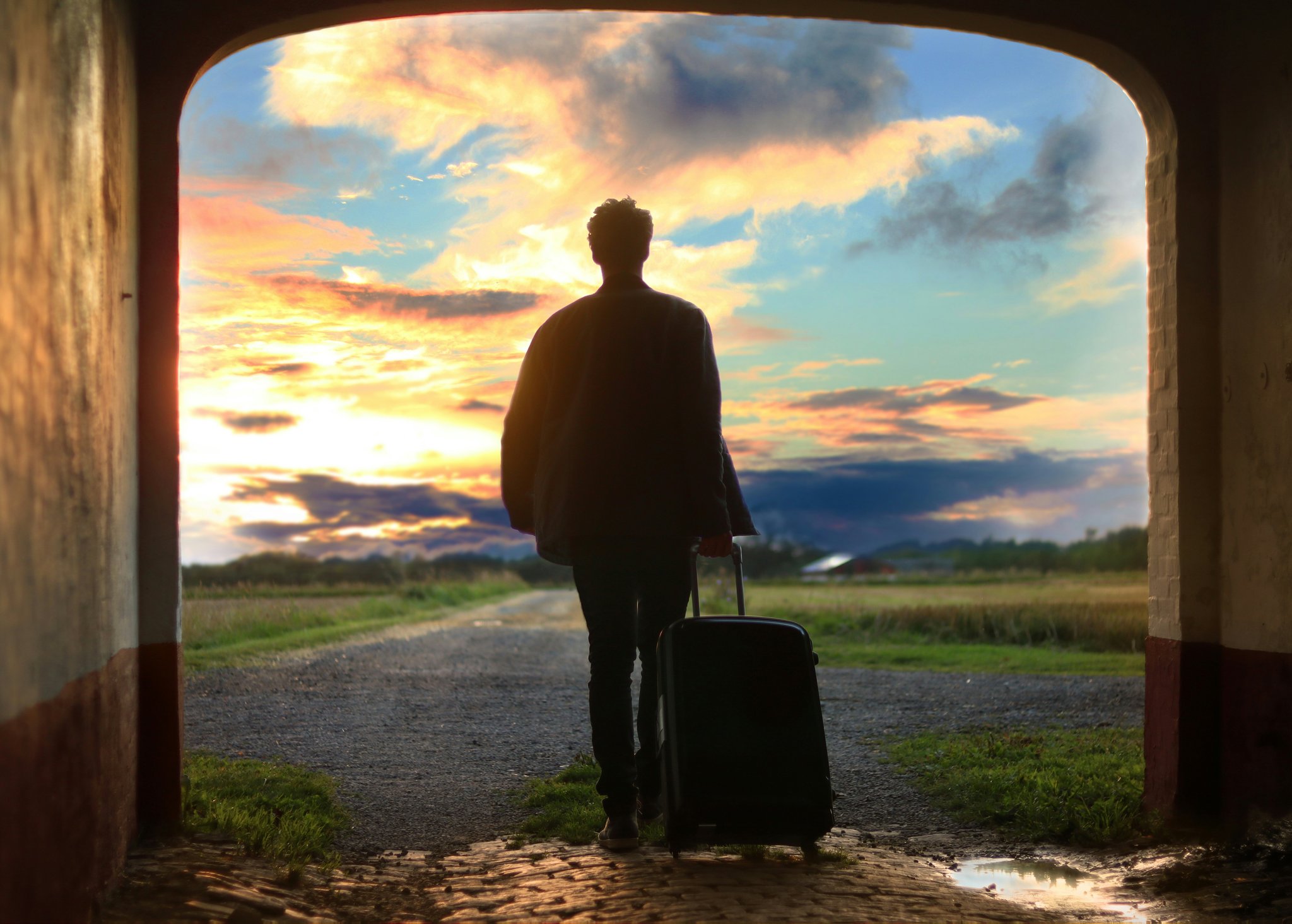Why Protective Luggage is Non-Negotiable for Travelers (Hint: It’s Not Just About Style)